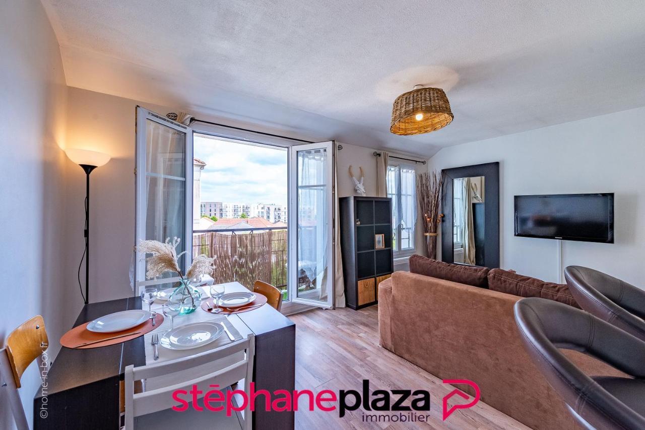 Апартаменты Plaza Venvolles 01 Байи-Роменвилье Экстерьер фото