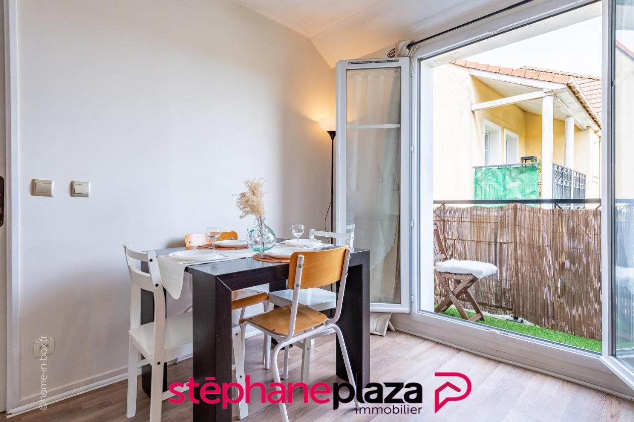 Апартаменты Plaza Venvolles 01 Байи-Роменвилье Экстерьер фото