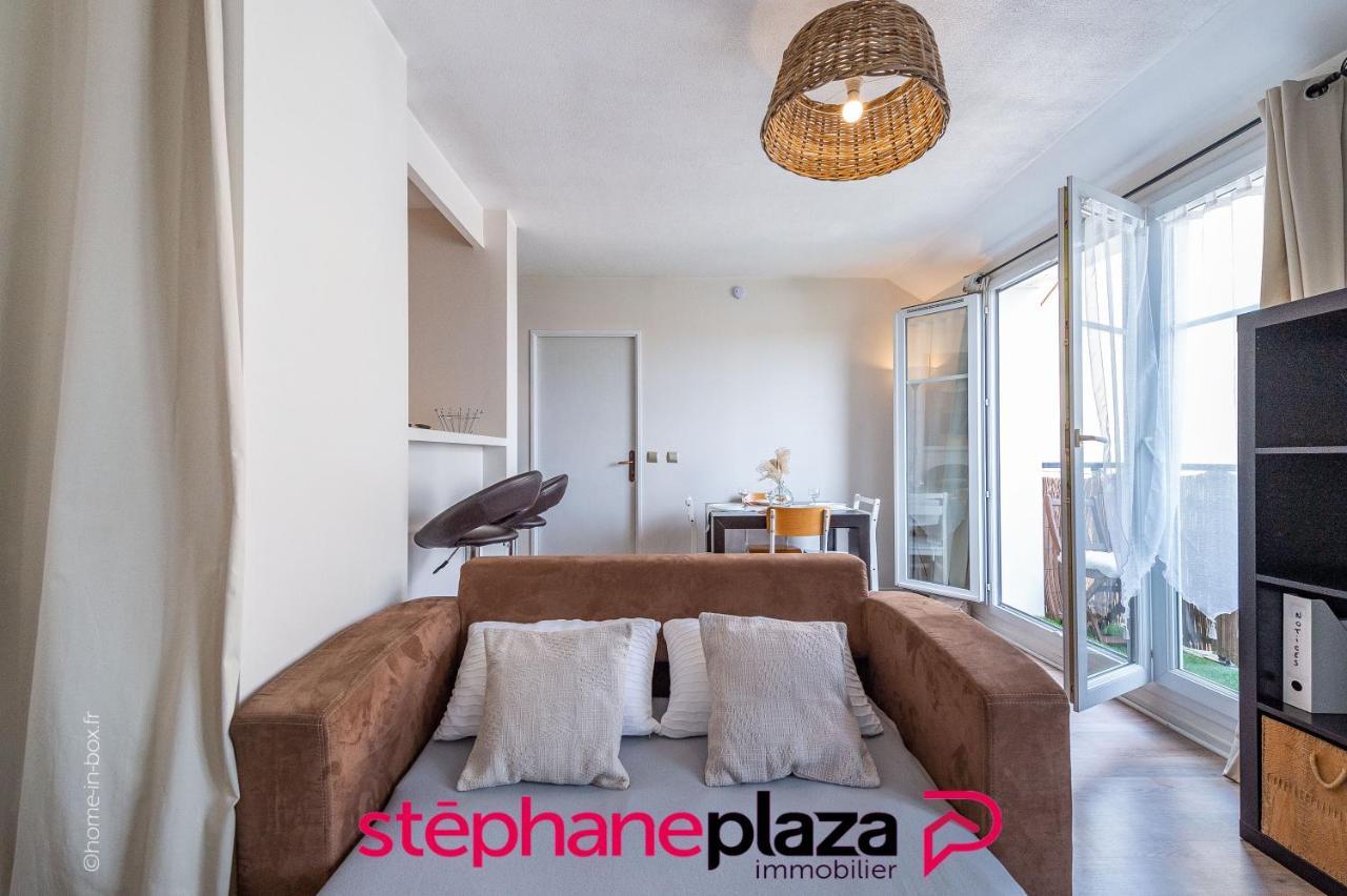 Апартаменты Plaza Venvolles 01 Байи-Роменвилье Экстерьер фото